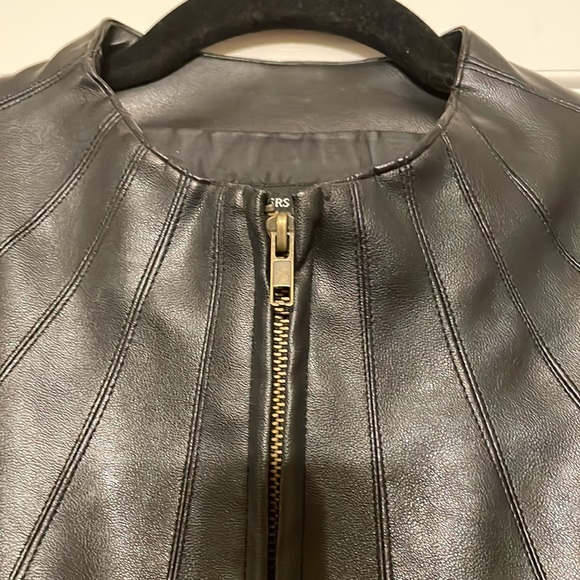 Black faux leather and knit zip-up sweater jacket with Size Medium - Picture 3 of 10